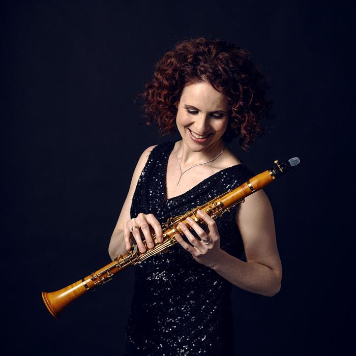 Shirley Brill - Shirley Brill Professeur de clarinette à l'École supérieure de musique de Nuremberg.